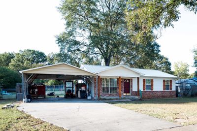 301 N Gum St, House other with 3 bedrooms, 2 bathrooms and null parking in Beebe AR | Image 2