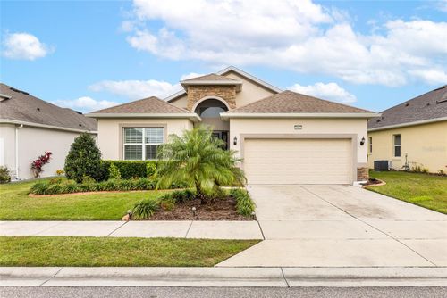 8683 Bridgeport Bay Cir, MOUNT DORA, FL, 32757-8880 | Card Image