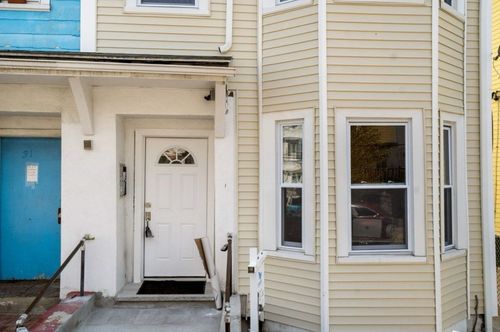 1-29 Clarence St, Boston, MA, 02119-2754 | Card Image