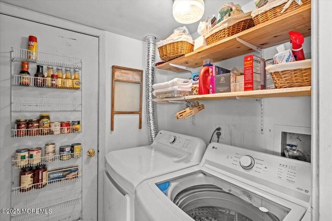 18 Sweetbriar Trl, House other with 4 bedrooms, 3 bathrooms and null parking in Howell NJ | Image 32