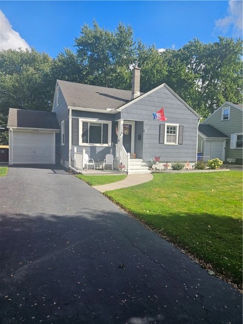 218 Newton Rd, Greece, NY, 14626-2340 | Card Image
