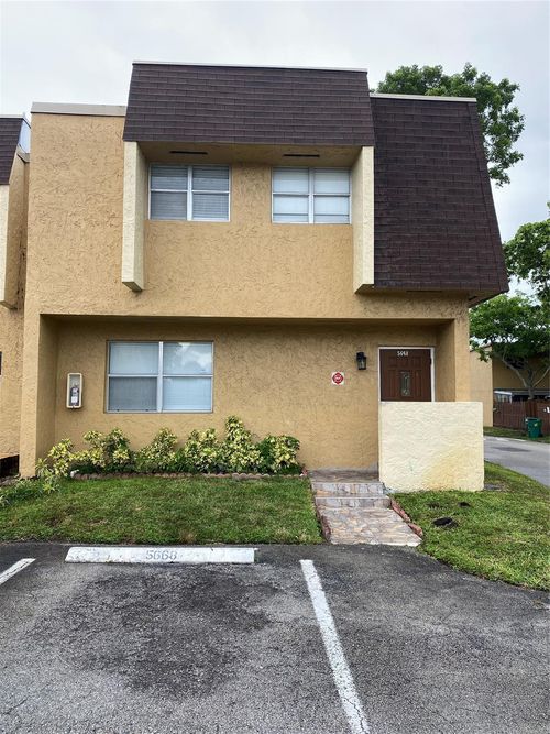 17-5668 Blueberry Ct, Lauderhill, FL, 33313-3073 | Card Image