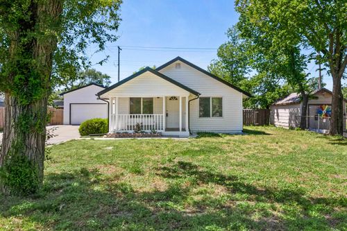 327 N Elder St, Wichita, KS, 67212-2524 | Card Image