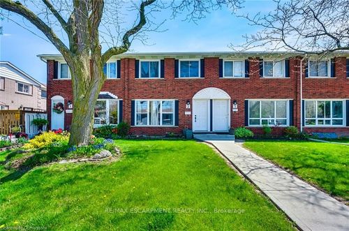 2-2700 Barton St E, Hamilton, ON, L8E2J7 | Card Image
