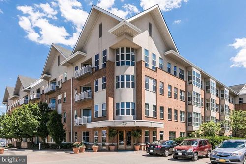 apt-429-23 Pierside Dr, BALTIMORE, MD, 21230-5472 | Card Image