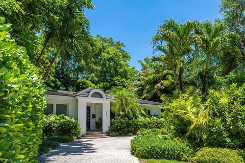 3865 Poinciana Ave, Miami, FL, 33133-6421 | Card Image