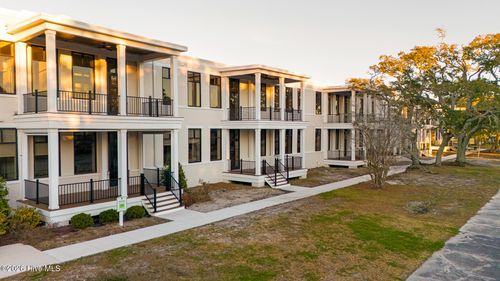 unit-207-805 Mulberry St, Beaufort, NC, 28516-1935 | Card Image