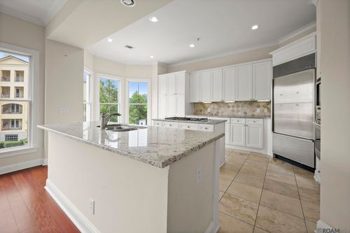 apt-303-998 Stanford Ave, Baton Rouge, LA, 70808-3665 | Card Image