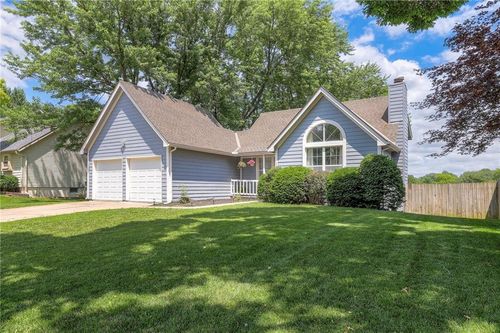 4729 Halsey St, Shawnee, KS, 66216-1999 | Card Image