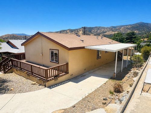 15 Cypress Way, Wofford Heights, CA, 93285-9598 | Card Image