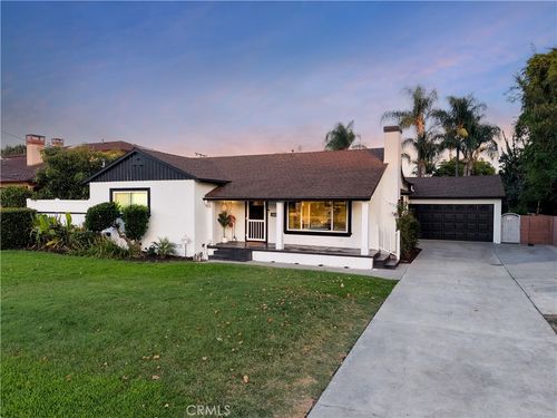 9254 Downey Ave, Downey, CA, 90240-2802 | Card Image