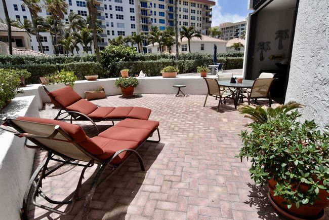 APT-109 - 1155 Hillsboro Mile, Condo with 2 bedrooms, 3 bathrooms and null parking in Hillsboro Beach FL | Image 39
