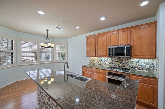 4229 Johns Light Dr, Condo with 3 bedrooms, 3 bathrooms and 4 parking in Austin TX | Image 12