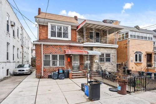 202 Bay 34th St, Brooklyn, NY, 11214-5712 | Card Image