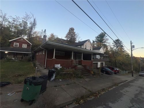 517 Ontario St, Monessen, PA, 15062-1617 | Card Image