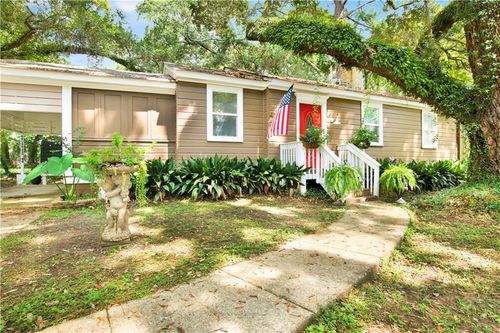 304 Border Dr E, Mobile, AL, 36608-2750 | Card Image