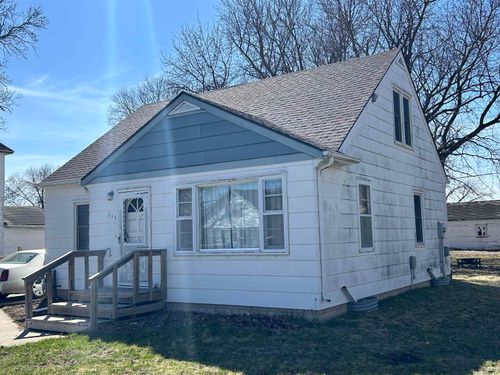 815 N 10th St, Estherville, IA, 51334-1543 | Card Image