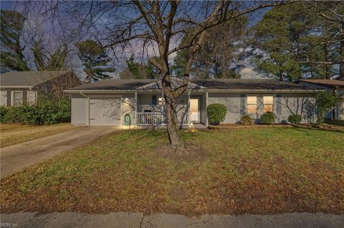 912 Hastings Ct, Chesapeake, VA, 23320-2502 | Card Image
