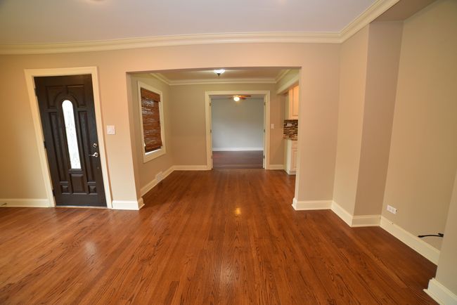 813 S Wolf Rd, House other with 3 bedrooms, 3 bathrooms and 2 parking in Des Plaines IL | Image 8