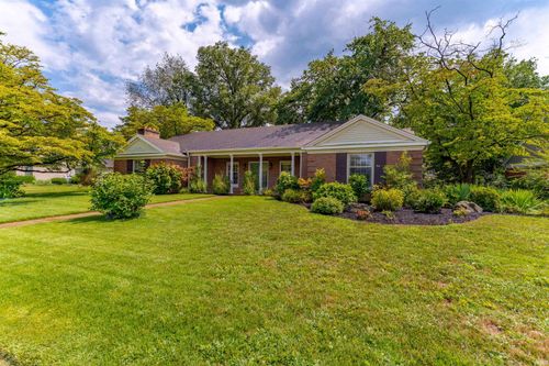 7117 Taylor Ave, Evansville, IN, 47715-5261 | Card Image