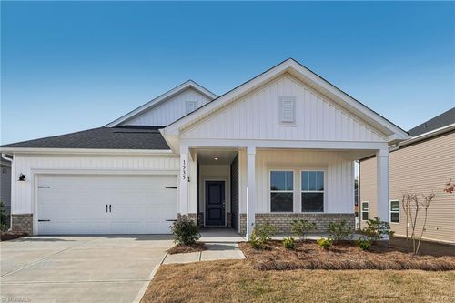 195 Murphy Meadow Road, Mocksville, NC, 27028 | Card Image