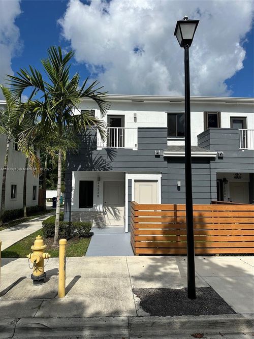 107-25338 Sw 135th Ave, Homestead, FL, 33032-6088 | Card Image