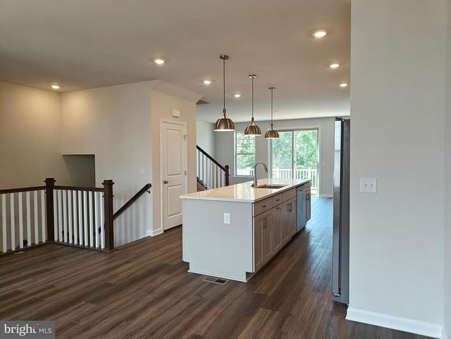 9409 Barnes Loop, Townhouse with 3 bedrooms, 4 bathrooms and null parking in MANASSAS VA | Image 7