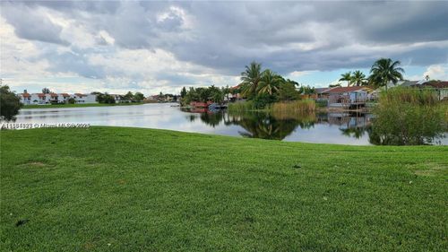 2-1300 Sw 122nd Ave, Miami, FL, 33184-2883 | Card Image