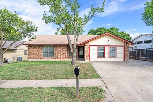 13004 Turkey Run, Austin, TX, 78727-4473 | Card Image