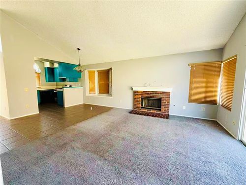 21416 Blossom Hill Ln, Moreno Valley, CA, 92557 | Card Image