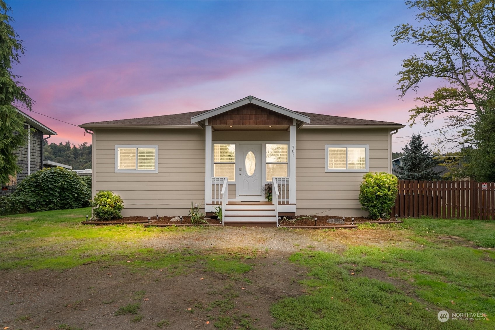Celery Ave, Algona, WA 98001
