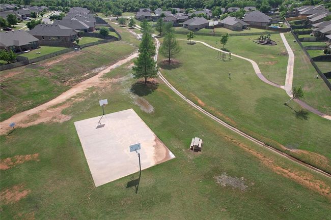 Drone / aerial view with a residential view | Image 20