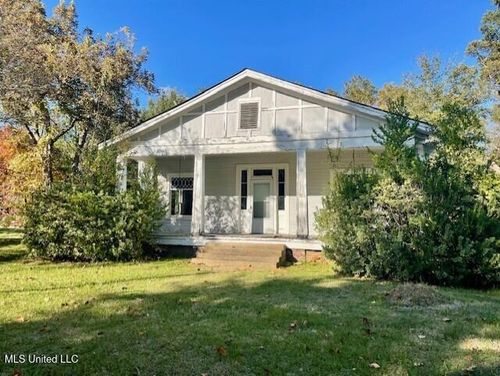 160 Cherry St, Brookhaven, MS, 39601-2964 | Card Image