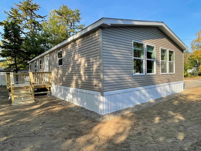 5 Vine St, House other with 3 bedrooms, 2 bathrooms and null parking in Franklin NH | Image 5
