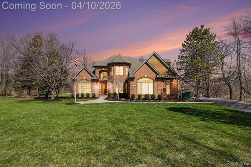 55256 Lee Rd Road, Lyon Charter Township, MI, 48165 | Card Image