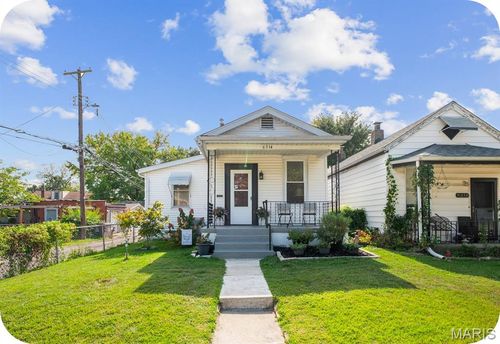 6314 Henry Ave, Saint Louis, MO, 63116-1207 | Card Image