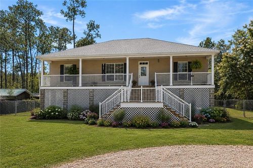 28584 Lake Dr, Lacombe, LA, 70445-3696 | Card Image