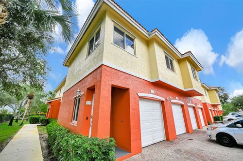 apt-222-2-3340 Palomino Dr, Hollywood, FL, 33024-2348 | Card Image