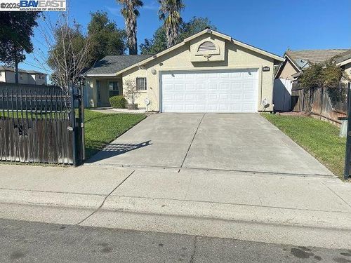 1201 Xandria Dr, Sacramento, CA, 95838-2768 | Card Image