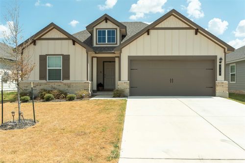 117 Day Wls, Jarrell, TX, 76537-5030 | Card Image