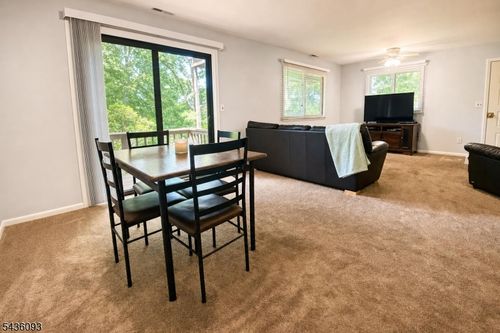1-1 Gray Rock Dr, Vernon, NJ, 07462-4589 | Card Image
