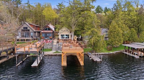 54 Russell Harris Rd, Queensbury, NY, 12804-6526 | Card Image
