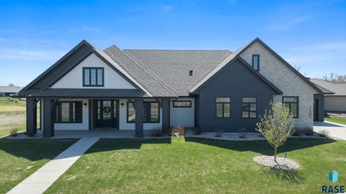 1100 Duck Trl Trail, Hartford, SD, 57033 | Card Image