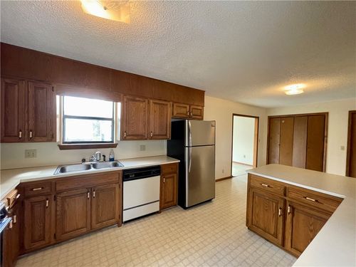 108 Cedar Hts, Huntsville, AR, 72740-9618 | Card Image