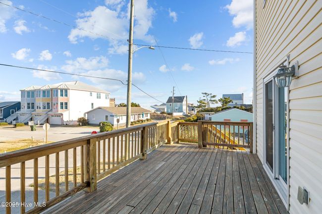 1 - 208 Beaufort Ave, Condo with 2 bedrooms, 3 bathrooms and null parking in Atlantic Beach NC | Image 9