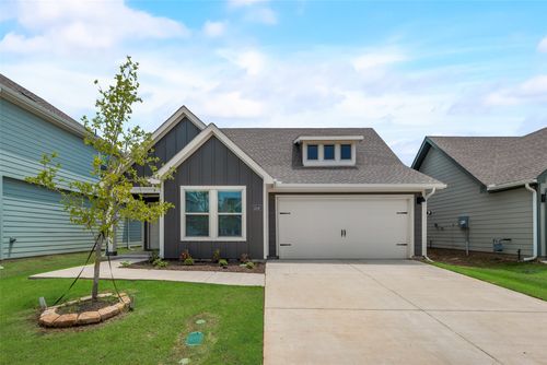 13140 Sanctuary Dr, Providence Village, TX, 76227-4825 | Card Image