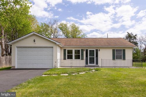 114 Pioneers Rd, WINCHESTER, VA, 22602-6156 | Card Image