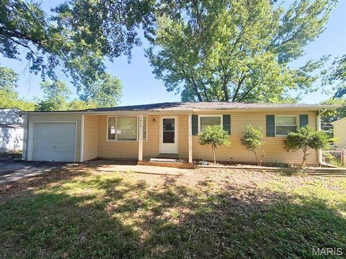 1419 Farmview Ave, Saint Louis, MO, 63138-2516 | Card Image