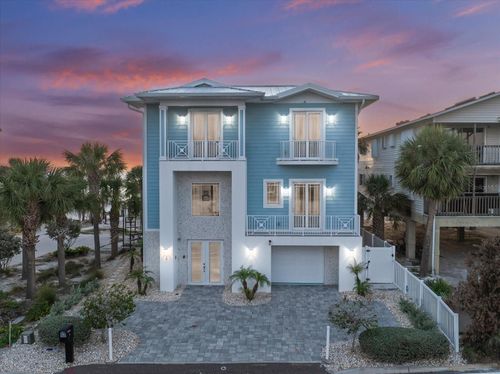 2 Gulf Blvd, Indian Rocks Beach, FL, 33785-2532 | Card Image