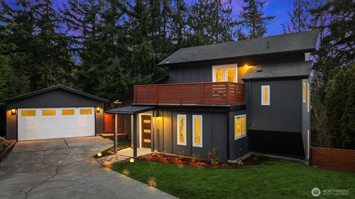 701 10th St, Mukilteo, WA, 98275-1925 | Card Image